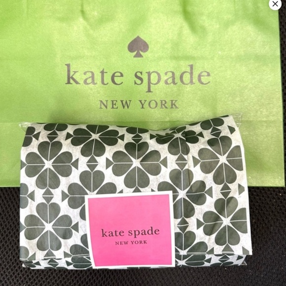 NEW Kate Spade Jazz Things Up Black Pave Crystals Jazz Cat Stud Earrings - Picture 8 of 8